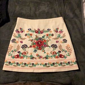 Francesca’s floral print denim material mini skirt